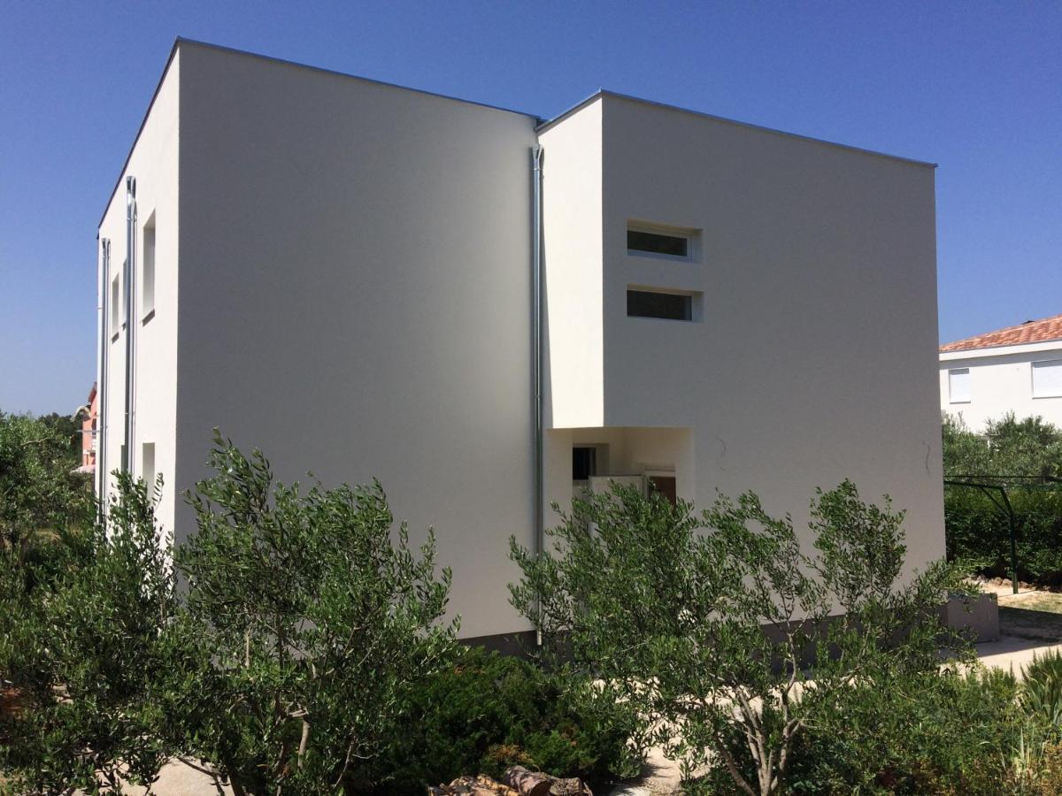 Apartments Lota สตารีกราด-ปาเคลนีซา ภายนอก รูปภาพ