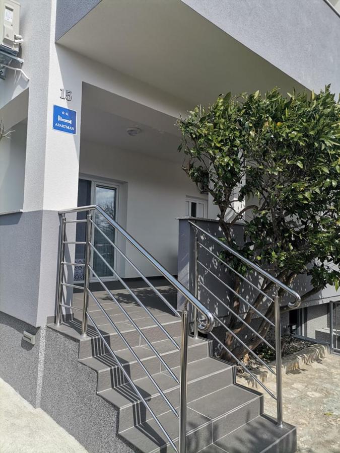 Apartments Lota สตารีกราด-ปาเคลนีซา ภายนอก รูปภาพ